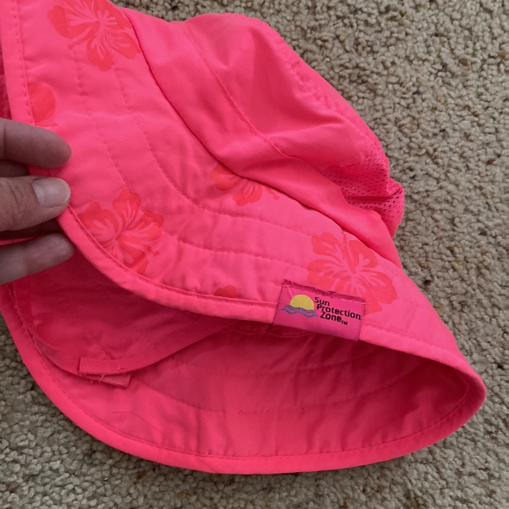 Bucket hat - Picture 2 of 4